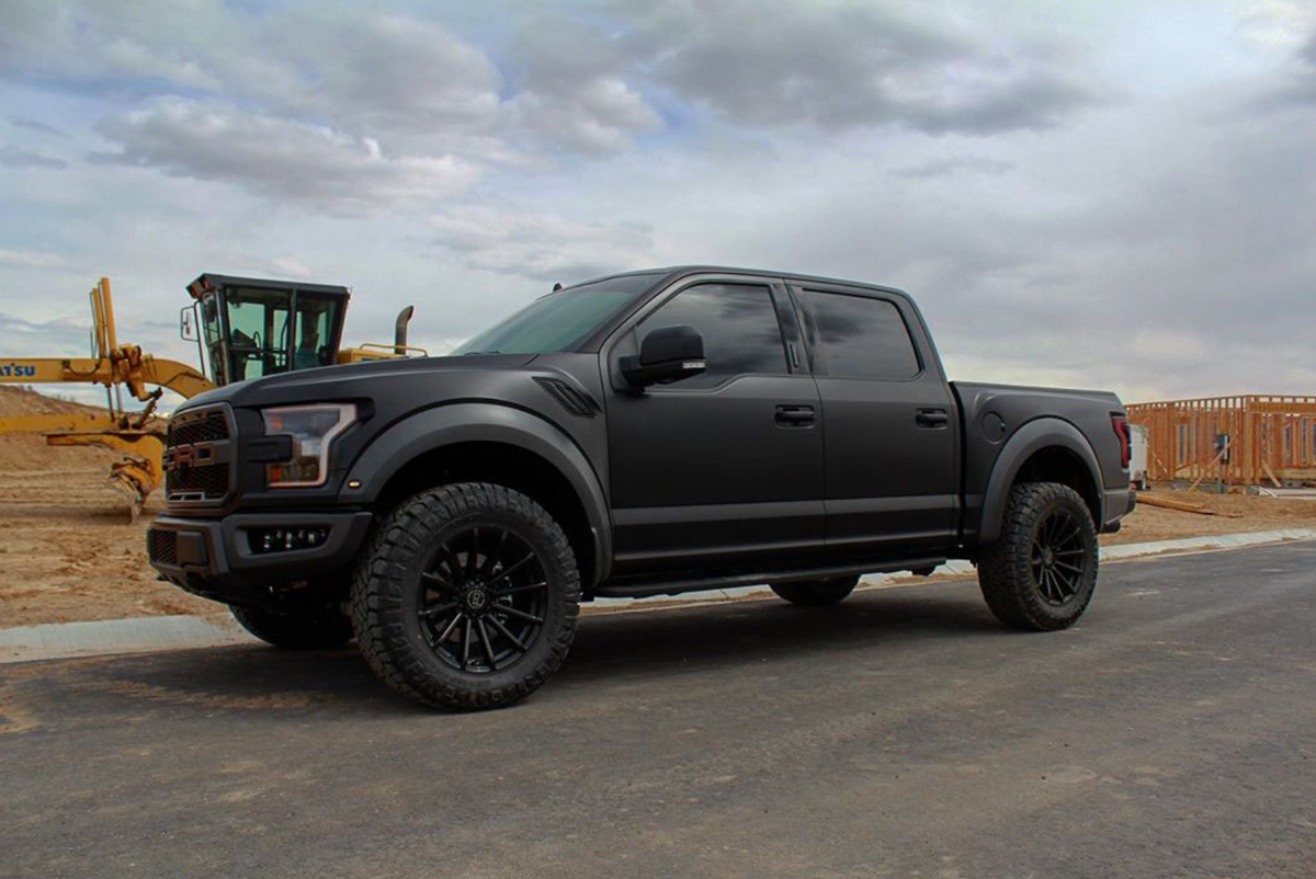 BLACK RHINO Wheels - 20'' ROTORUA Gloss Black (6x114.3)
